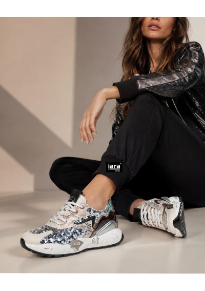 SNEAKERS  SRA  EXÉ