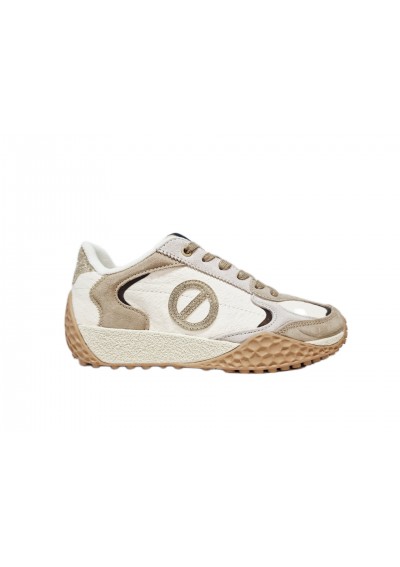 SNEAKERS  NO NAME